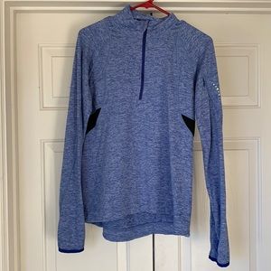 Long sleeved work out top